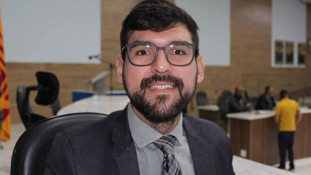 João Vasconcelos apresenta pedidos para apoio ao esporte na zona rural e troca de lâmpadas