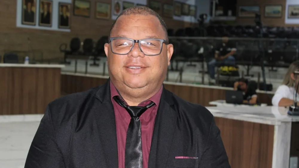 Boca cobra pavimentação no Bairro Mercado e iluminação nos arredores do Ifba em Brumado