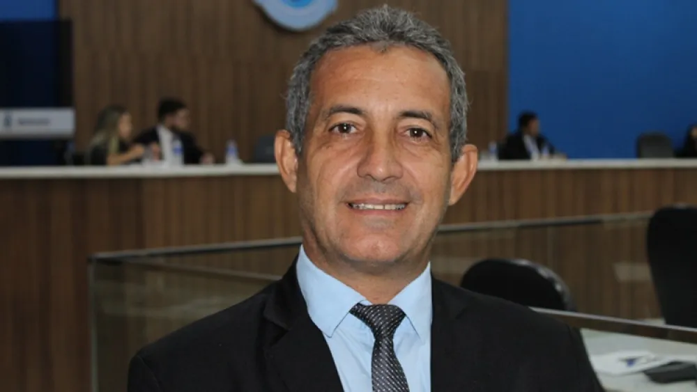 Aroldo Meira propõe aquisição de instrumentos de sopro para fanfarras das escolas municipais e construção de Casa de Apoio e de praça pública