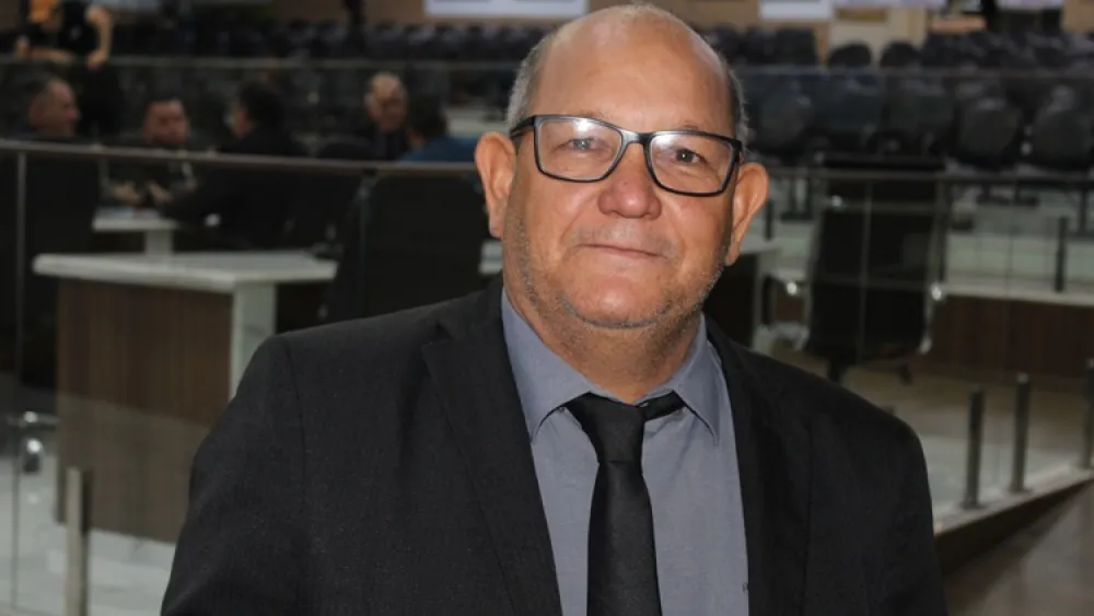 Vadim Garrincha cobra manutenção na Estrada da Passagem em Umburanas