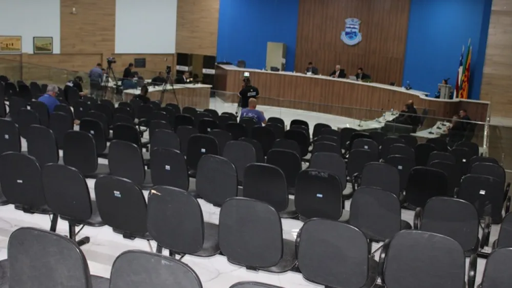 Câmara de Brumado vota projetos e 14 indicações de obras nesta segunda (17)
