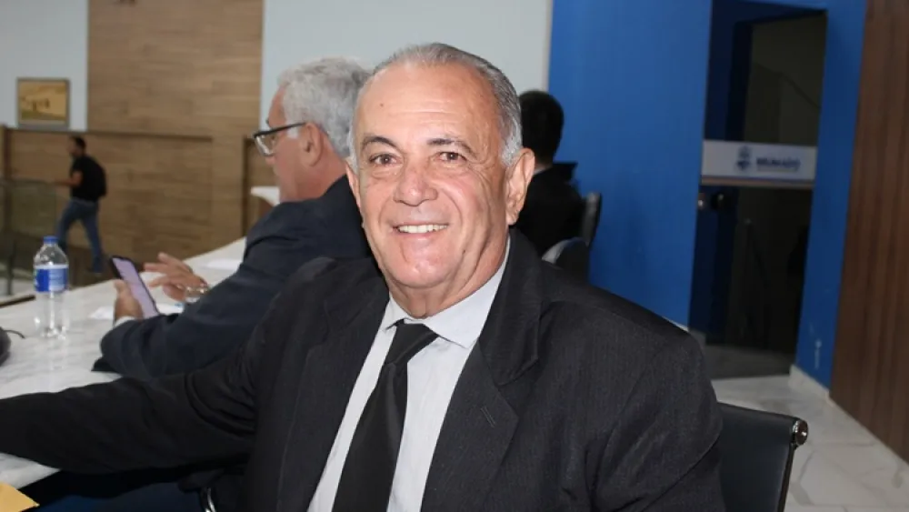 Glaudson reivindica ampliação do cemitério de Itaquaraí e construção de praça no Retiro/Jacaré