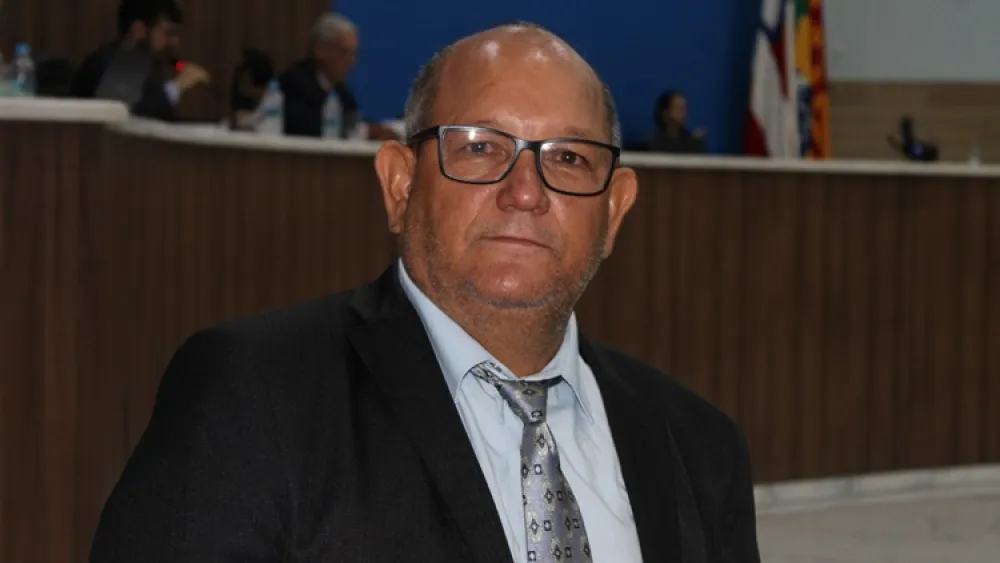 Vadim Garrincha cobra construção de rotatória na Urbis I e de ponto de ônibus no meio rural