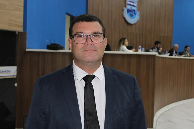 Rey de Domingão requer implantação de Bases Comunitárias da PM nos Bairros Santa Tereza e das Flores