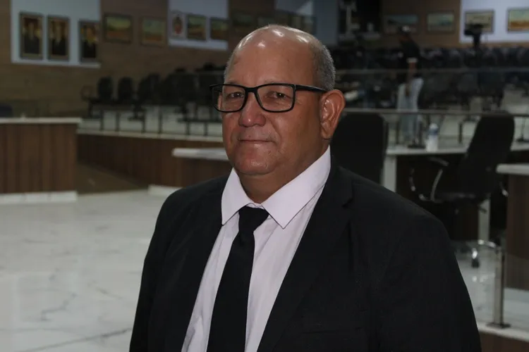 Garrincha reivindica construção de passagem molhada nas comunidades de Retiro l e Retiro ll