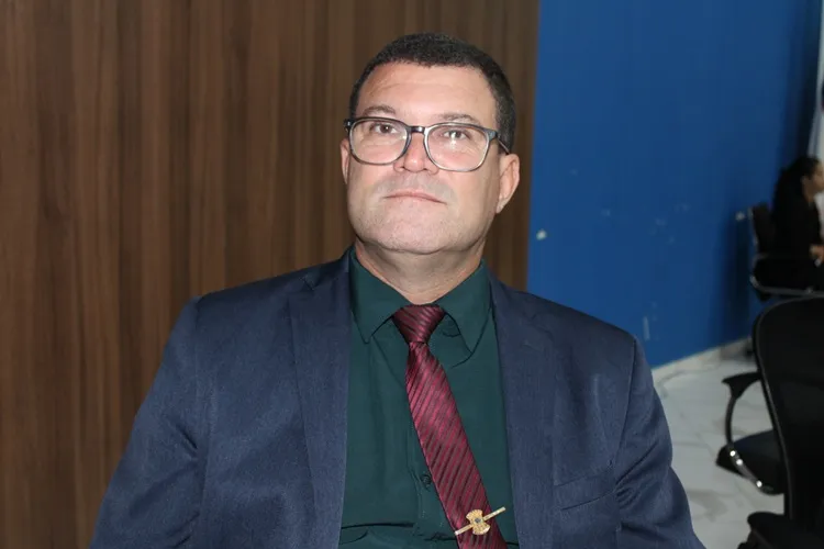Rey de Domingão pleiteia diversas melhorias para os Bairros Campo de Aviação e Santa Inês