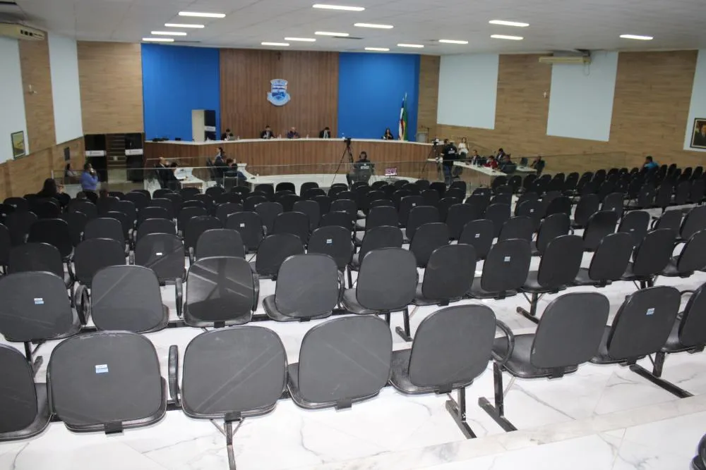 Câmara Municipal de Brumado convoca sessão para eleição da mesa diretora