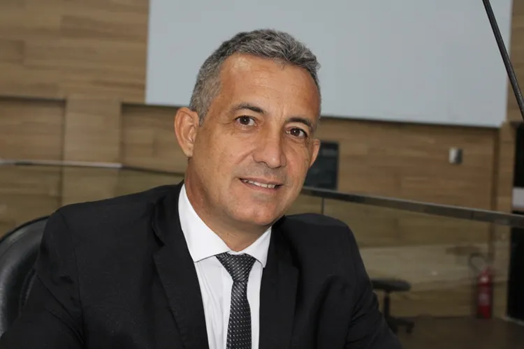 Aroldo Meira reivindica apoio para acolhimento de pacientes em tratamento fora do município