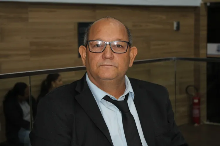 Garrincha busca implantação de graus de proteção na ponte da comunidade Santa Bárbara