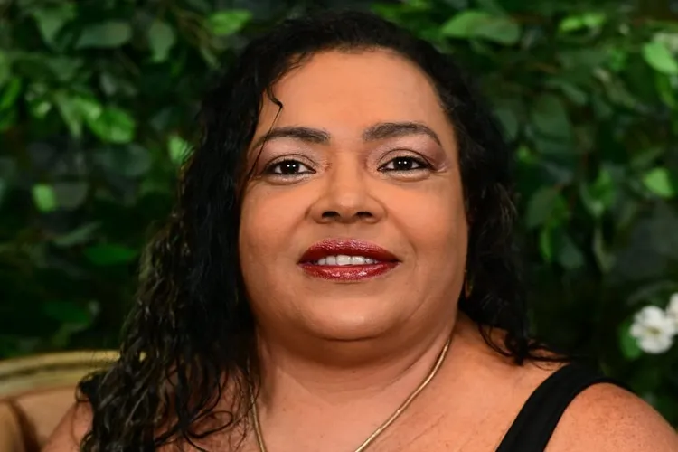 Resolução de Maguinho concede o Título de Cidadã Brumadense à escrivã Marília Leide